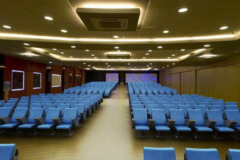 Evenia Olympic Palace 4*